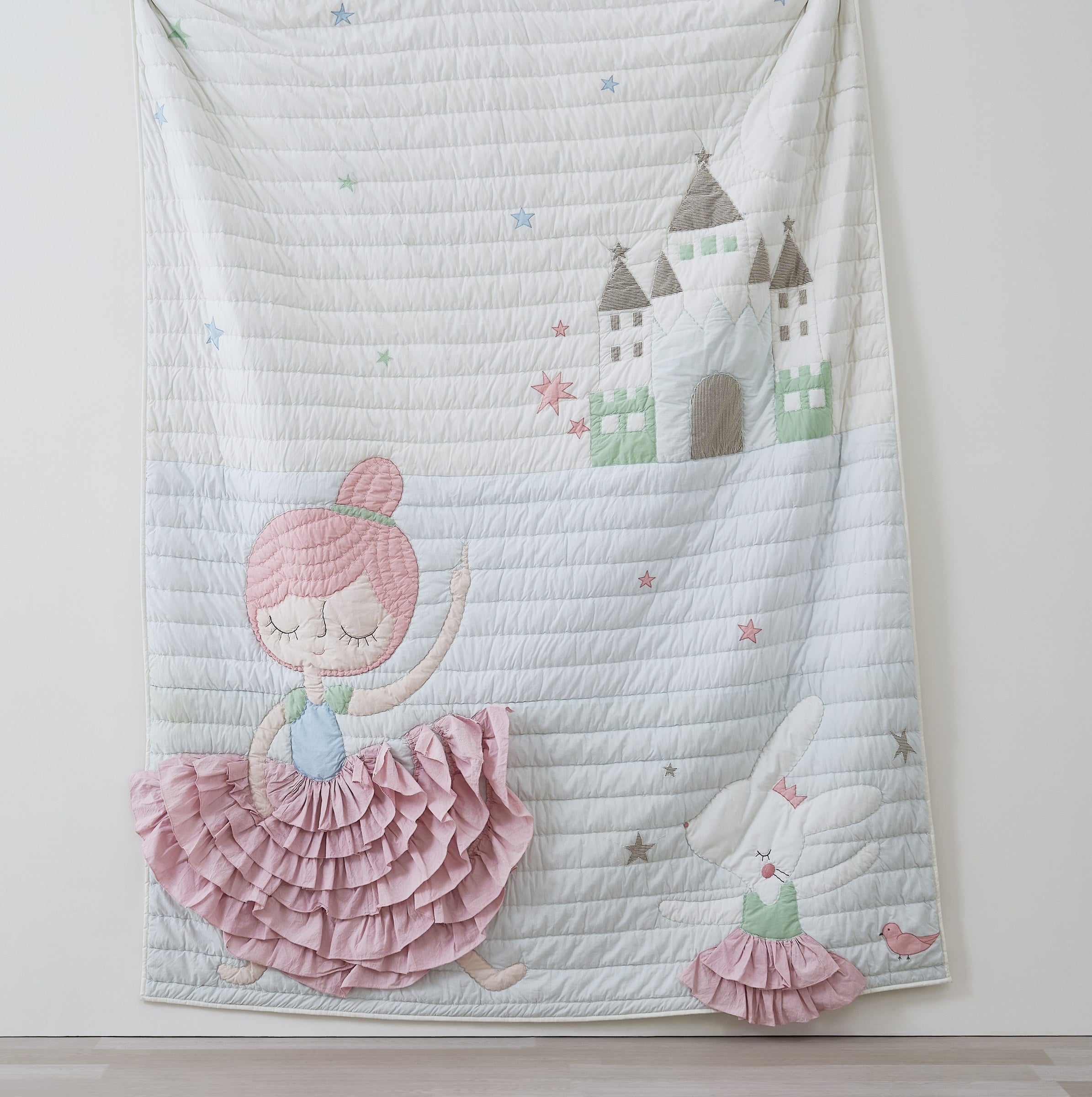 Starry Dance kids AC quilt quilting detail